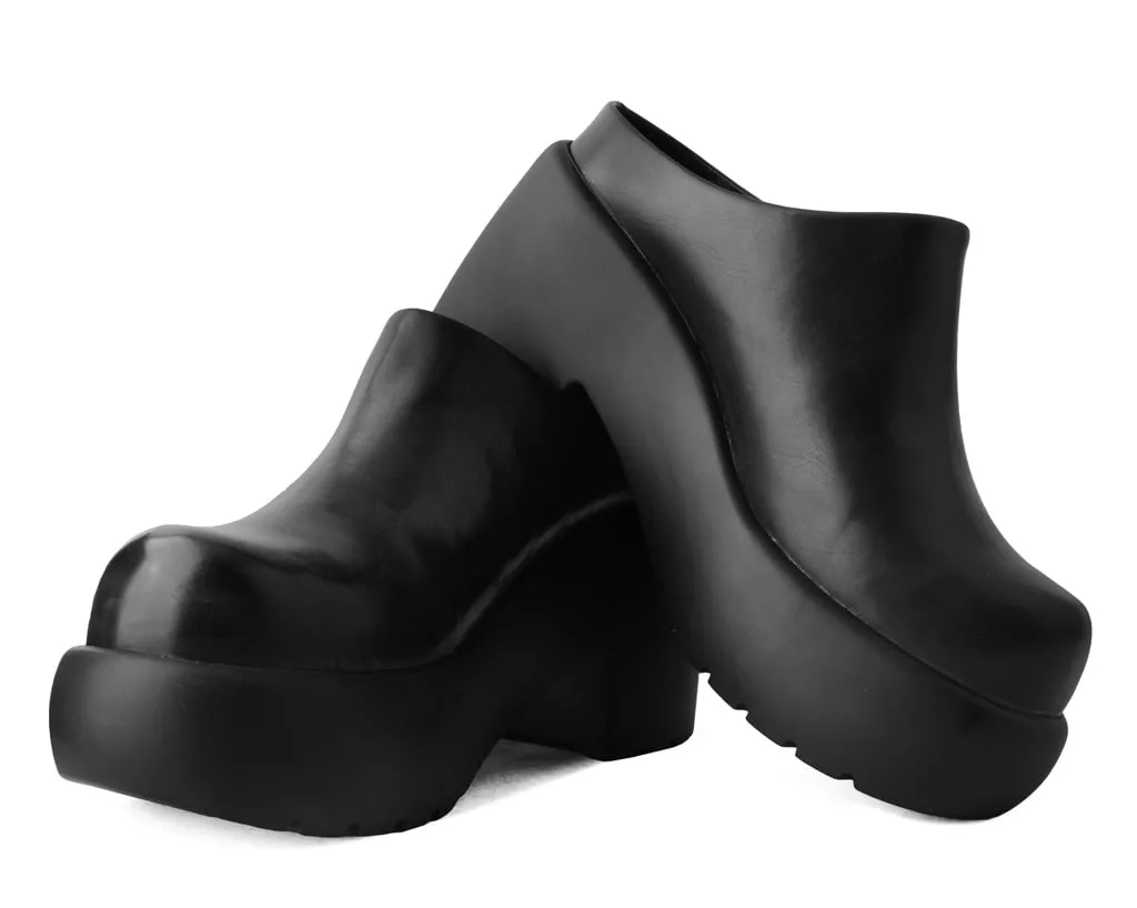 Black Bubble Clog