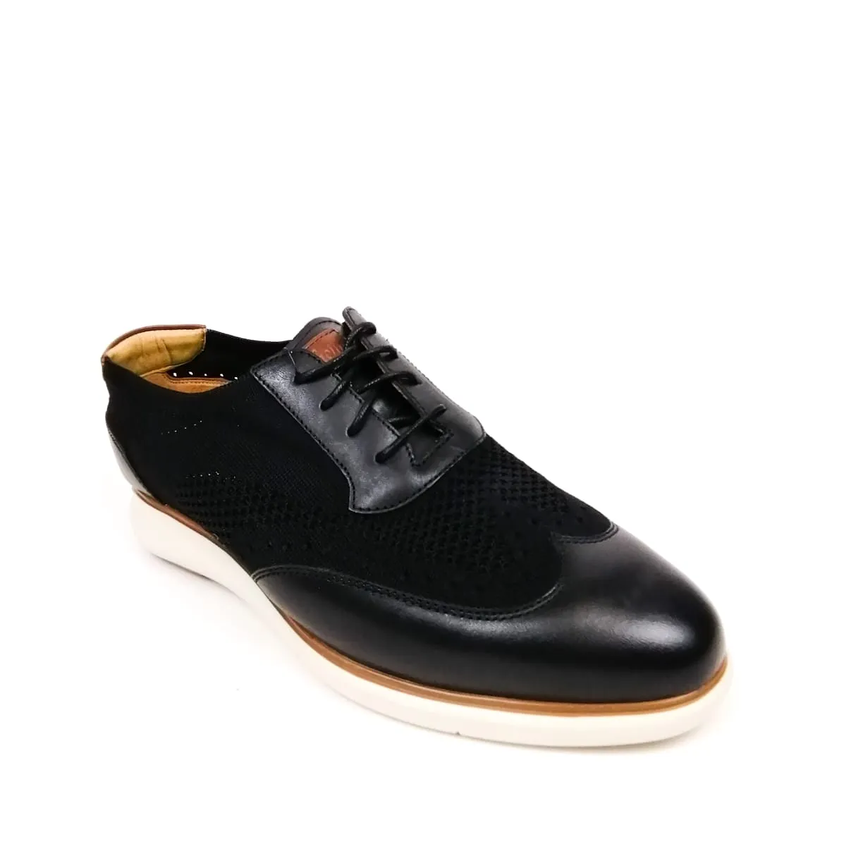 Florsheim black men's Fuelknit shoes