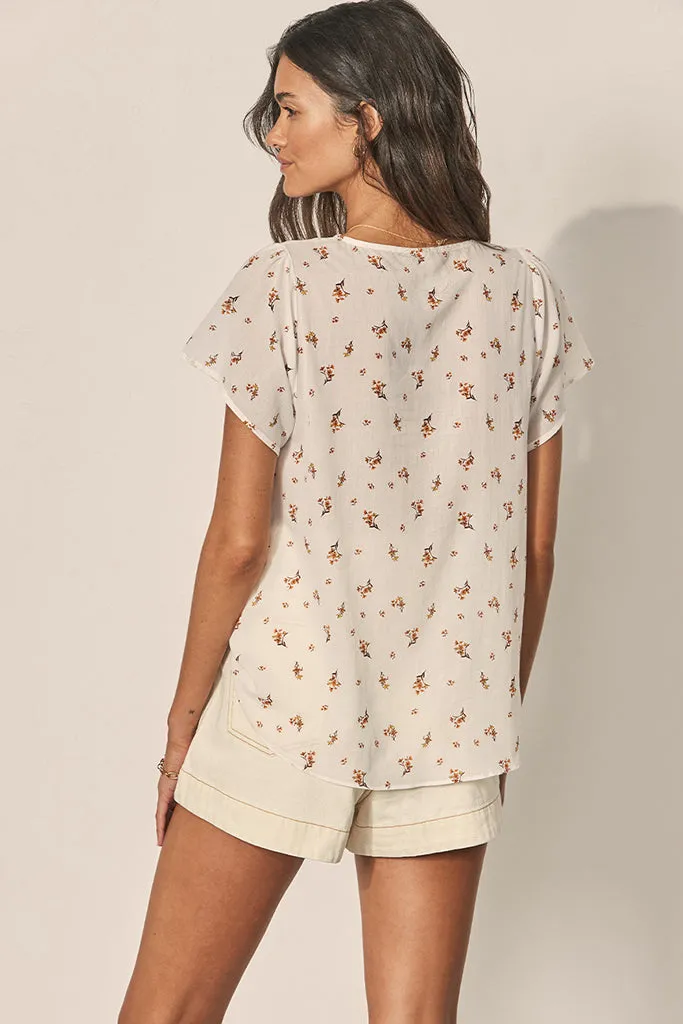 Kivari Daria Short Sleeve Blouse Ditsy Floral Final Sale