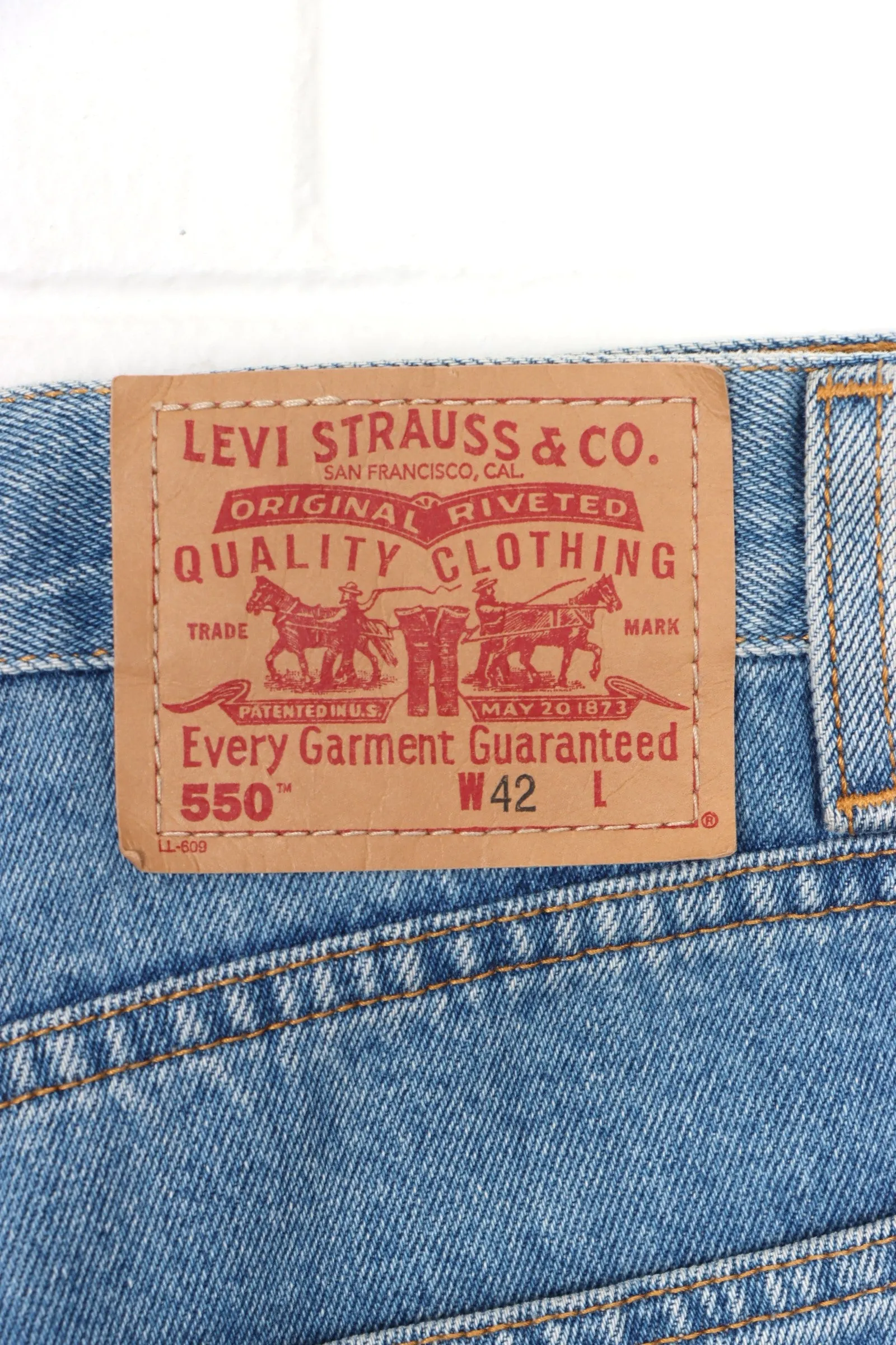 Levi's 550 Relaxed Fit Denim Jorts Shorts 42