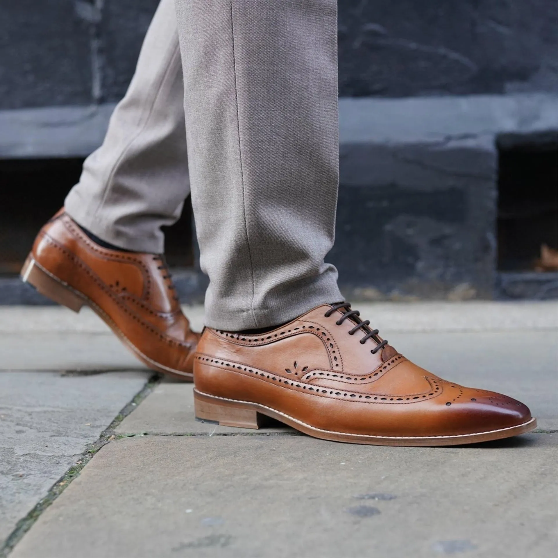 Quintin Tan Oxford Shoes