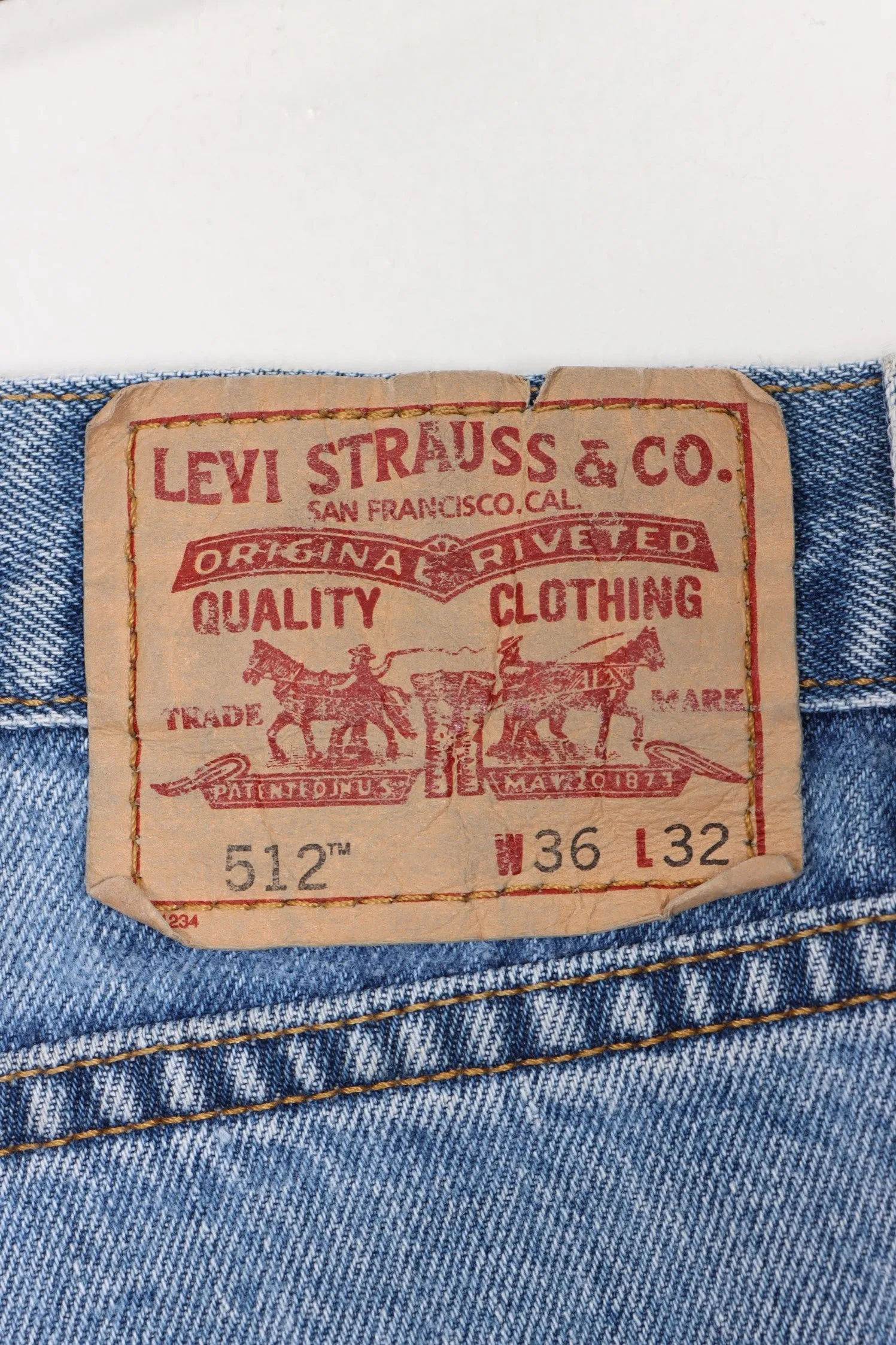 Vintage LEVI'S 512 Slim Fit Distressed Shorts 36x32