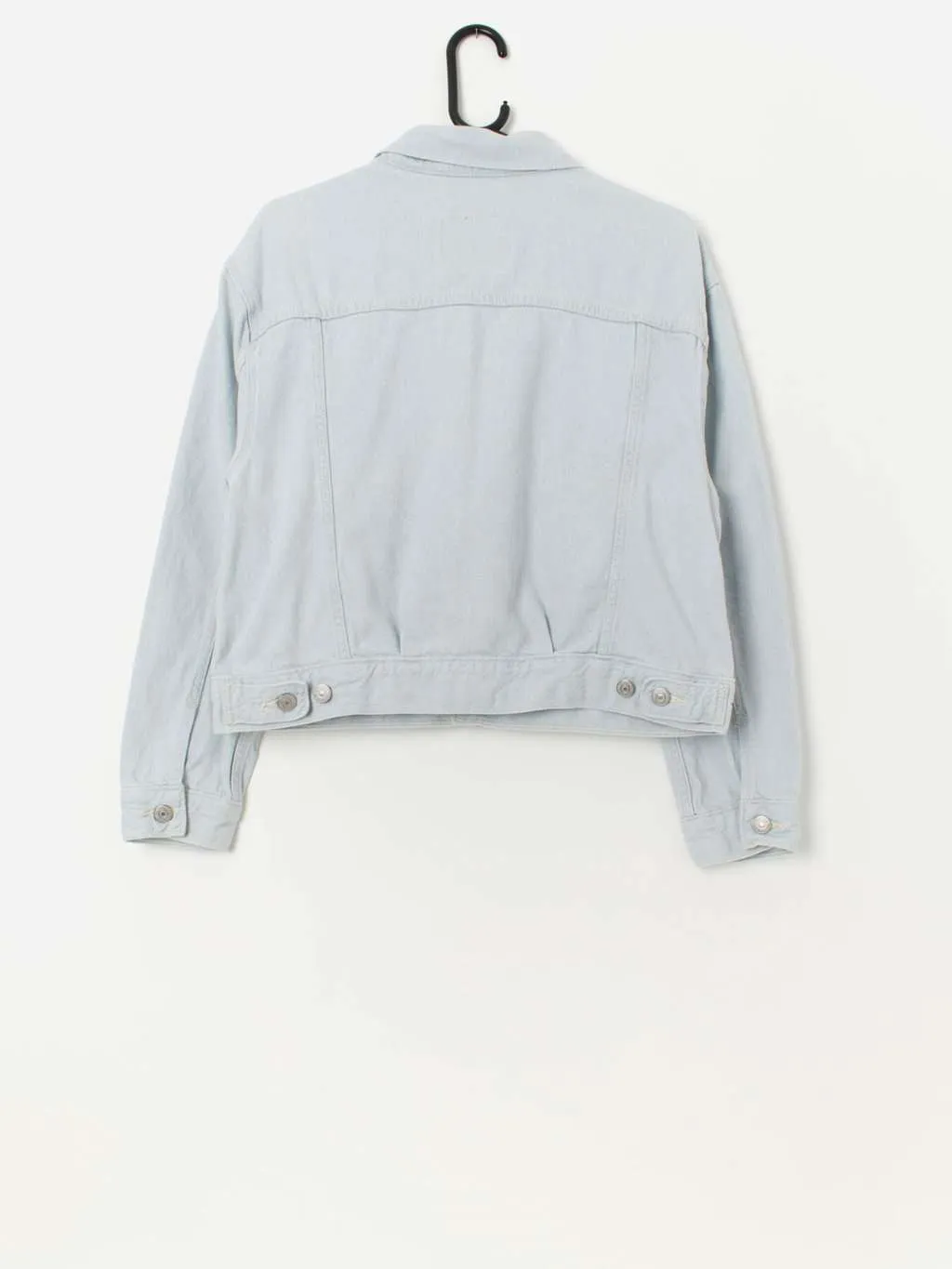 Women’s Levis cropped trucker jacket in pale blue – Medium