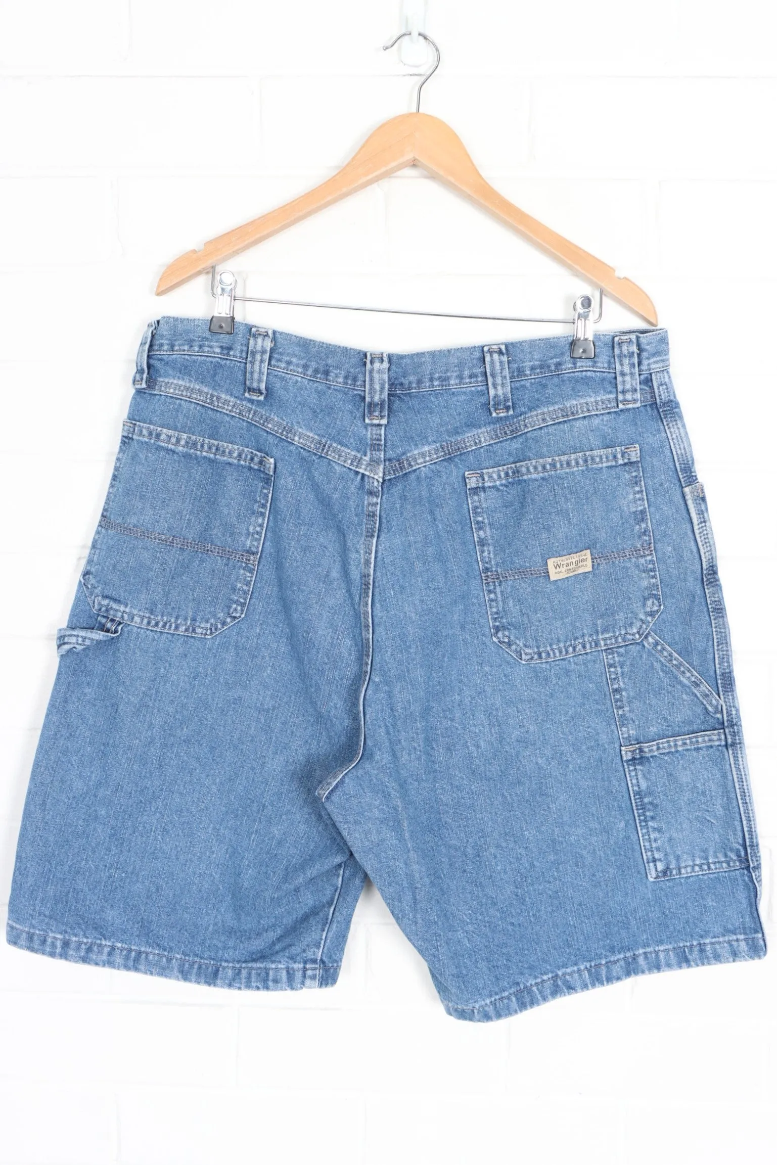 Wrangler Carpenter Jorts Shorts (38) in Medium Wash Denim