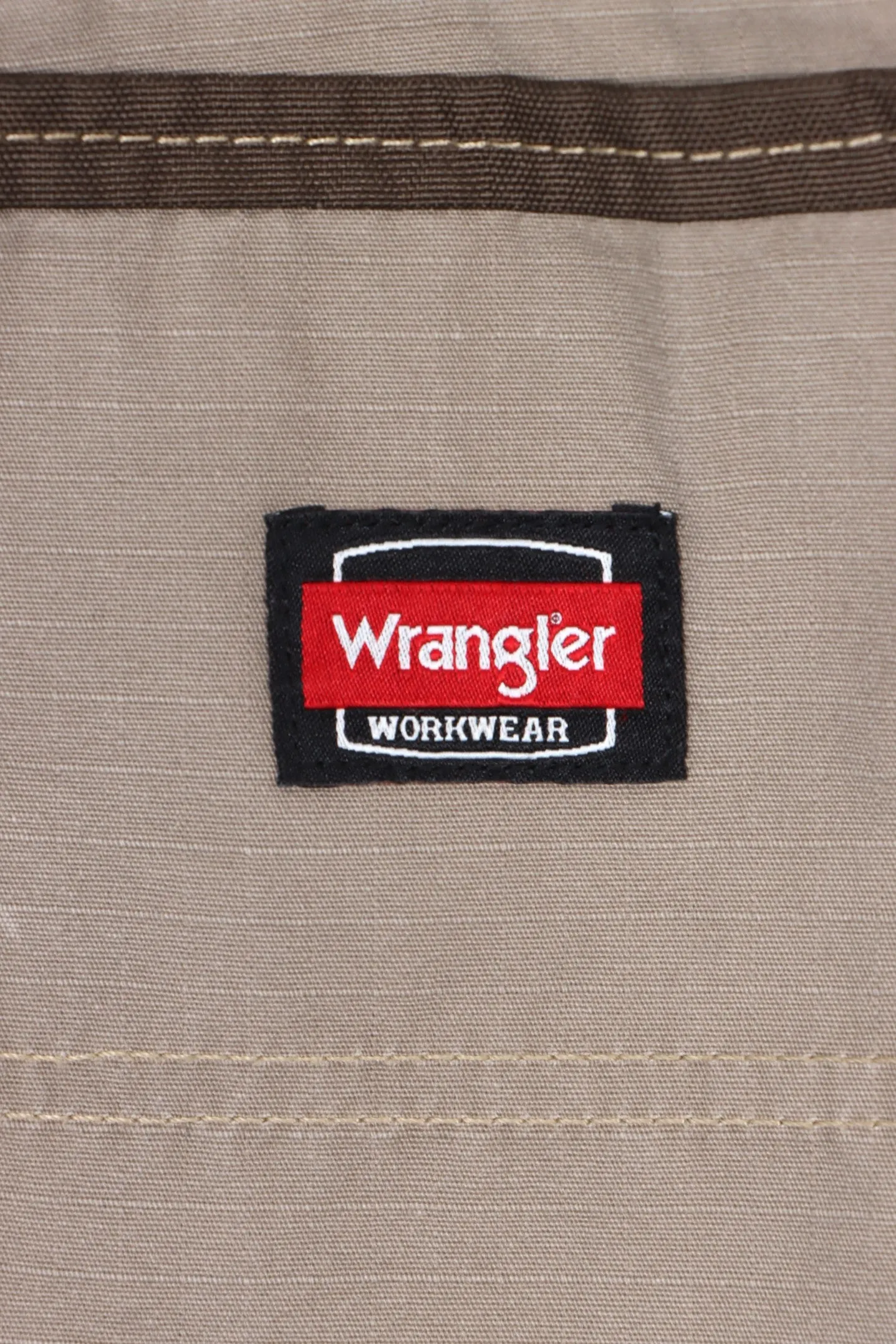 Wrangler Workwear Taupe Cargo Carpenter Shorts - Size Small